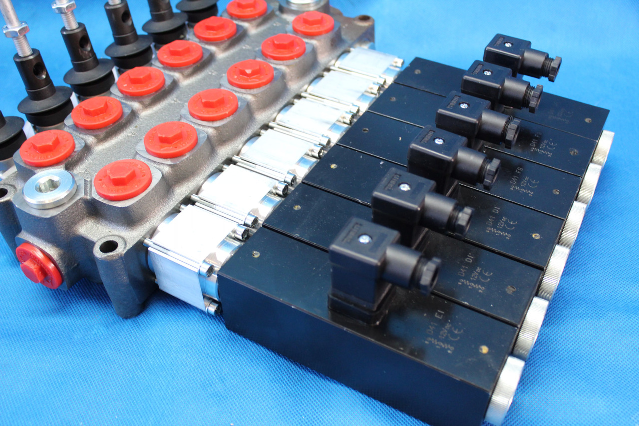 6 Sections Directional Control Valve Galtech Q95 120 l/min 31 GPM Electric solen for HDS-edged and cranes. - Aerodromska oprema: slika 6 Sections Directional Control Valve Galtech Q95 120 l/min 31 GPM Electric solen for HDS-edged and cranes. - Aerodromska oprema 6 Sections Directional Control Valve Galtech Q95 120 l/min 31 GPM Electric solen for HDS-edged and cranes. - Aerodromska oprema: slika 6 Sections Directional Control Valve Galtech Q95 120 l/min 31 GPM Electric solen for HDS-edged and cranes. - Aerodromska oprema