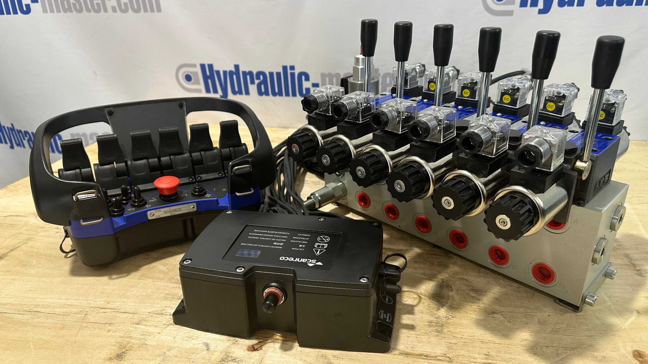 Proportional Valve Cetop valve 6 functions 16GPM 60 l/min + Scanreco G2B Radio Remote and manual operation - Građevinski strojevi: slika Proportional Valve Cetop valve 6 functions 16GPM 60 l/min + Scanreco G2B Radio Remote and manual operation - Građevinski strojevi Proportional Valve Cetop valve 6 functions 16GPM 60 l/min + Scanreco G2B Radio Remote and manual operation - Građevinski strojevi: slika Proportional Valve Cetop valve 6 functions 16GPM 60 l/min + Scanreco G2B Radio Remote and manual operation - Građevinski strojevi