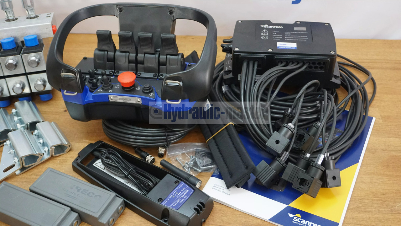 Scanreco RC 400 Radio Remote Control with 4 Functions with Actuators 12/24V for HIAB - Građevinski strojevi: slika Scanreco RC 400 Radio Remote Control with 4 Functions with Actuators 12/24V for HIAB - Građevinski strojevi Scanreco RC 400 Radio Remote Control with 4 Functions with Actuators 12/24V for HIAB - Građevinski strojevi: slika Scanreco RC 400 Radio Remote Control with 4 Functions with Actuators 12/24V for HIAB - Građevinski strojevi