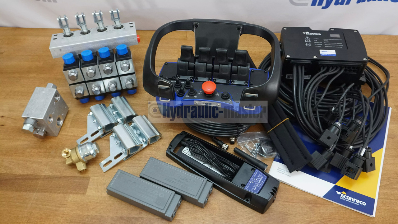 Scanreco RC 400 Radio Remote Control with 4 Functions with Actuators 12/24V for HIAB - Građevinski strojevi: slika Scanreco RC 400 Radio Remote Control with 4 Functions with Actuators 12/24V for HIAB - Građevinski strojevi Scanreco RC 400 Radio Remote Control with 4 Functions with Actuators 12/24V for HIAB - Građevinski strojevi: slika Scanreco RC 400 Radio Remote Control with 4 Functions with Actuators 12/24V for HIAB - Građevinski strojevi