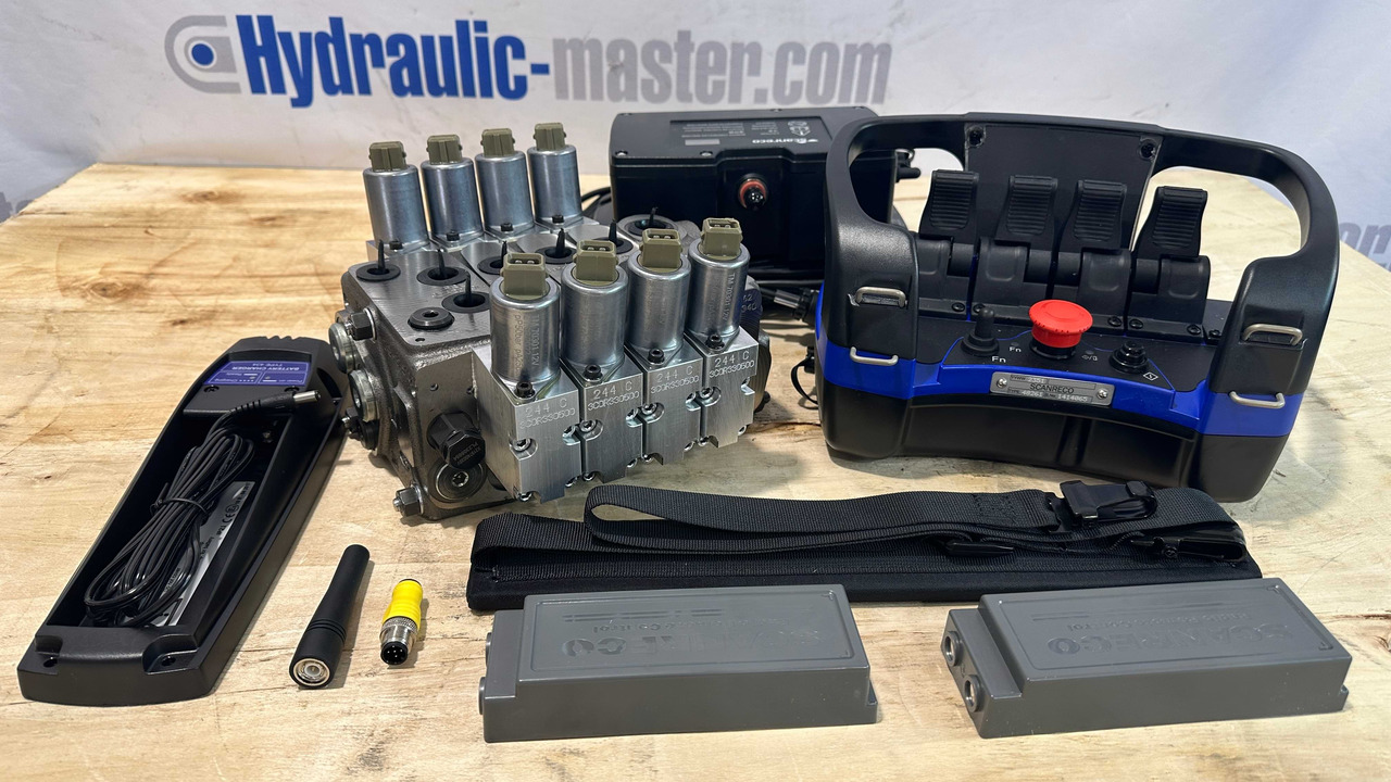Set Scanreco G4 with Walvoil DPX050 Rayco, Bobcat, Carlton - Drobilica stabala: slika Set Scanreco G4 with Walvoil DPX050 Rayco, Bobcat, Carlton - Drobilica stabala Set Scanreco G4 with Walvoil DPX050 Rayco, Bobcat, Carlton - Drobilica stabala: slika Set Scanreco G4 with Walvoil DPX050 Rayco, Bobcat, Carlton - Drobilica stabala