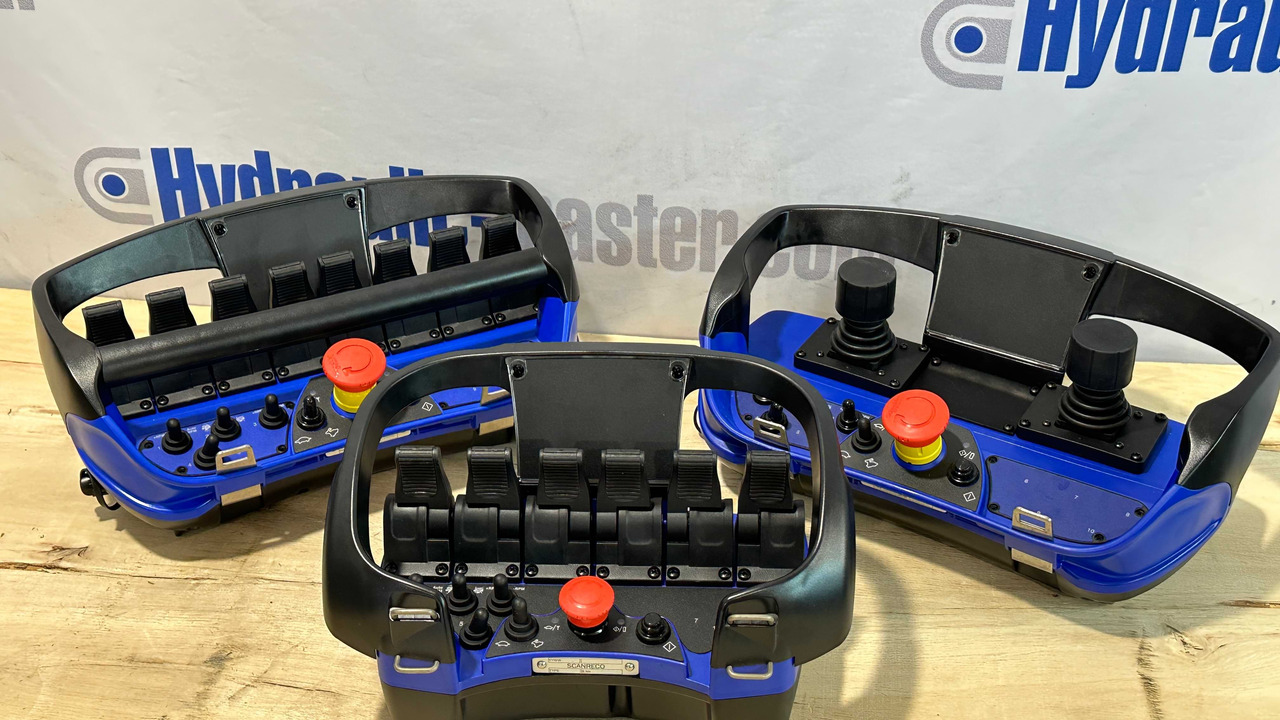 Novi Traktorska šumska prikolica Set Scanreco RC400 with Walvoil DPX100 Cormach, Atlas, Liebherr, Fassi: slika Novi Traktorska šumska prikolica Set Scanreco RC400 with Walvoil DPX100 Cormach, Atlas, Liebherr, Fassi Novi Traktorska šumska prikolica Set Scanreco RC400 with Walvoil DPX100 Cormach, Atlas, Liebherr, Fassi: slika Novi Traktorska šumska prikolica Set Scanreco RC400 with Walvoil DPX100 Cormach, Atlas, Liebherr, Fassi