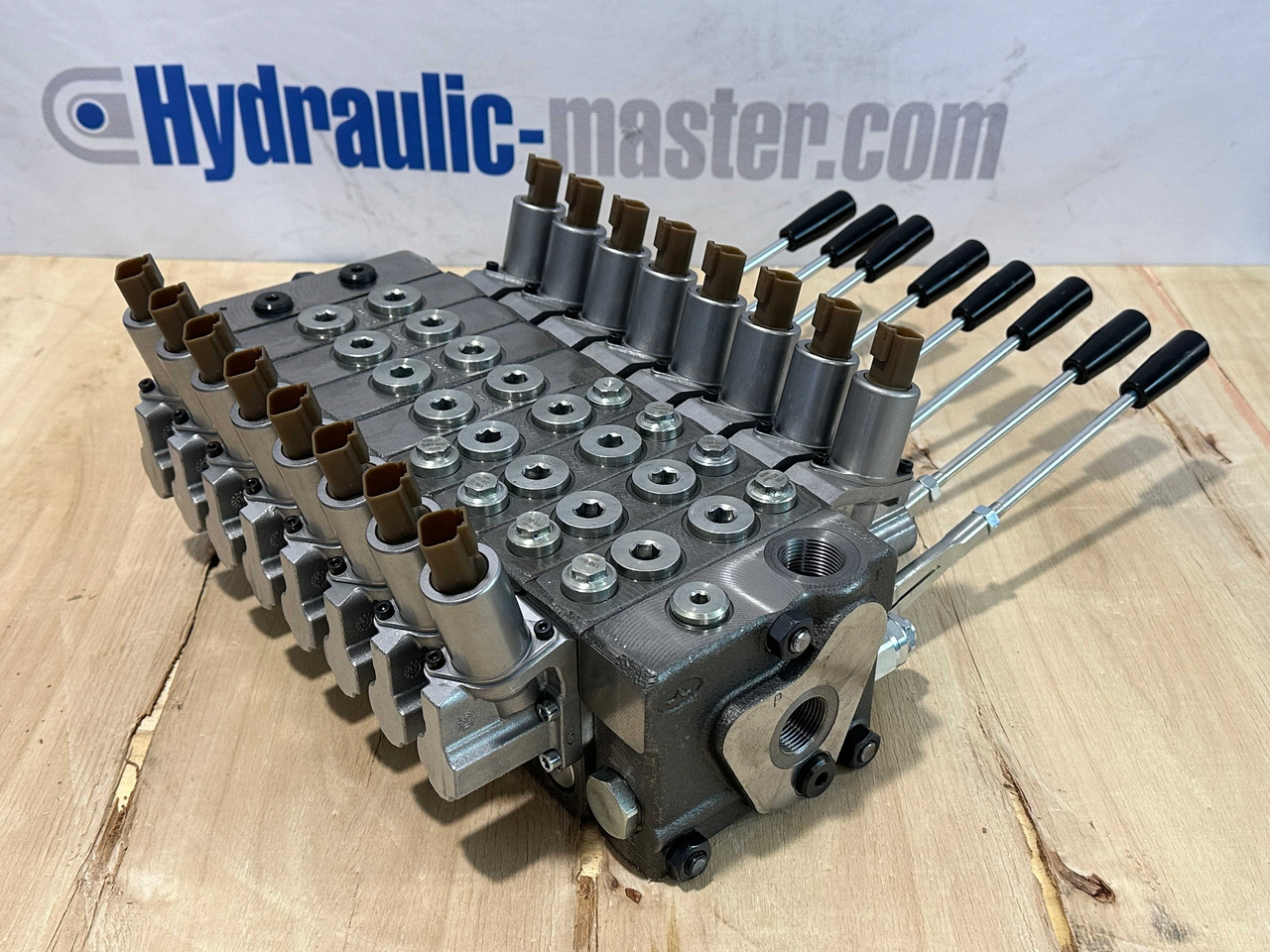 Novi Traktorska šumska prikolica Set Scanreco RC400 with Walvoil DPX100 Cormach, Atlas, Liebherr, Fassi: slika Novi Traktorska šumska prikolica Set Scanreco RC400 with Walvoil DPX100 Cormach, Atlas, Liebherr, Fassi Novi Traktorska šumska prikolica Set Scanreco RC400 with Walvoil DPX100 Cormach, Atlas, Liebherr, Fassi: slika Novi Traktorska šumska prikolica Set Scanreco RC400 with Walvoil DPX100 Cormach, Atlas, Liebherr, Fassi