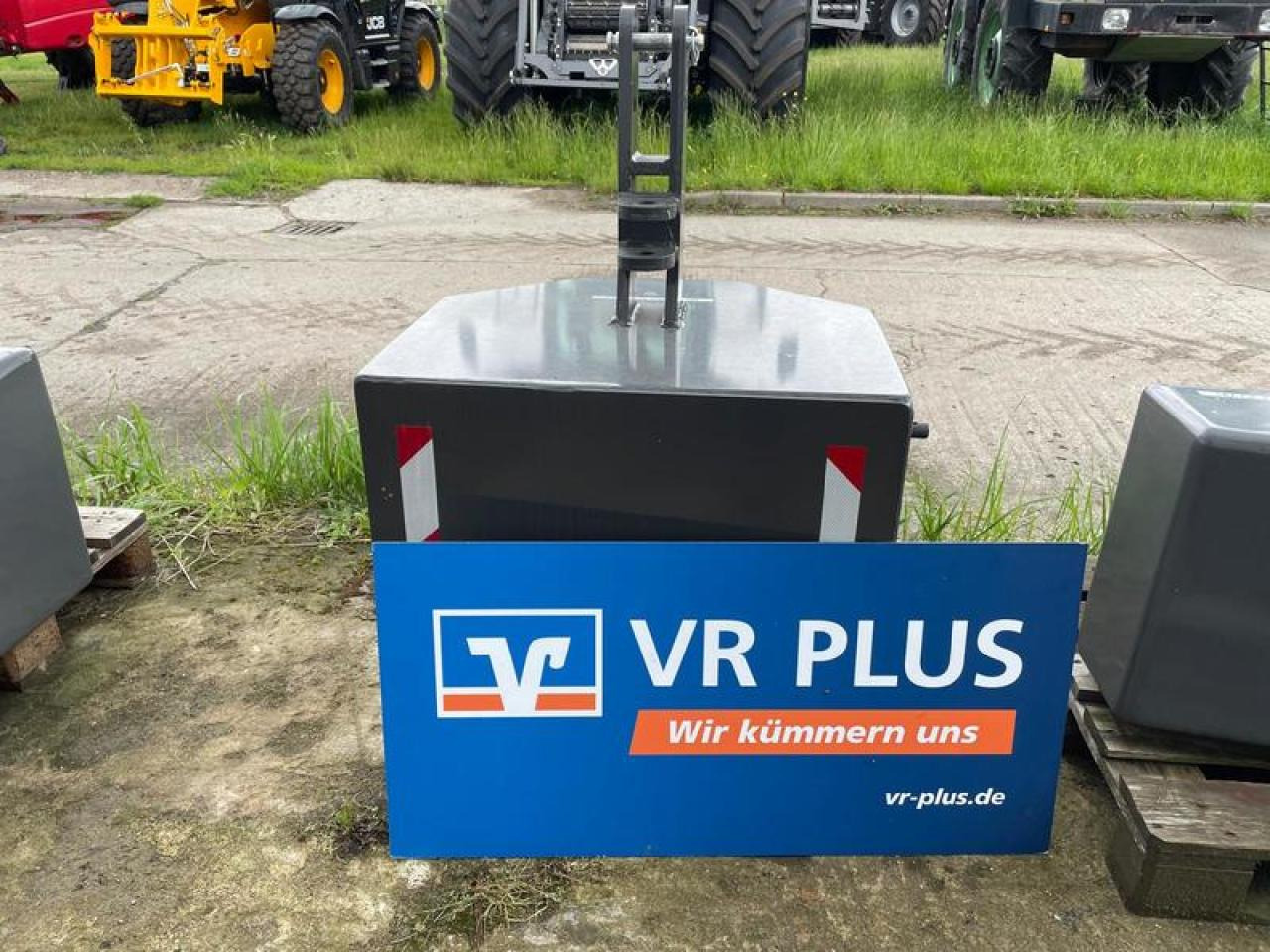 1000KG BUSCHMEIER FRONTGEWICHT - Protuuteg: slika 1000KG BUSCHMEIER FRONTGEWICHT - Protuuteg 1000KG BUSCHMEIER FRONTGEWICHT - Protuuteg: slika 1000KG BUSCHMEIER FRONTGEWICHT - Protuuteg