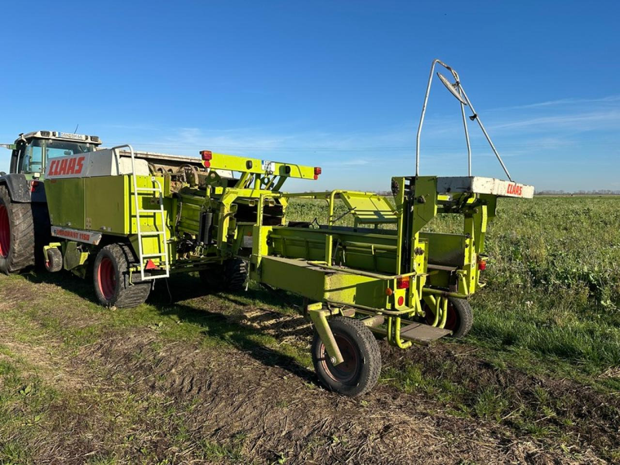CLAAS QUADRANT 1150 - Kvadratna balirka: slika CLAAS QUADRANT 1150 - Kvadratna balirka CLAAS QUADRANT 1150 - Kvadratna balirka: slika CLAAS QUADRANT 1150 - Kvadratna balirka