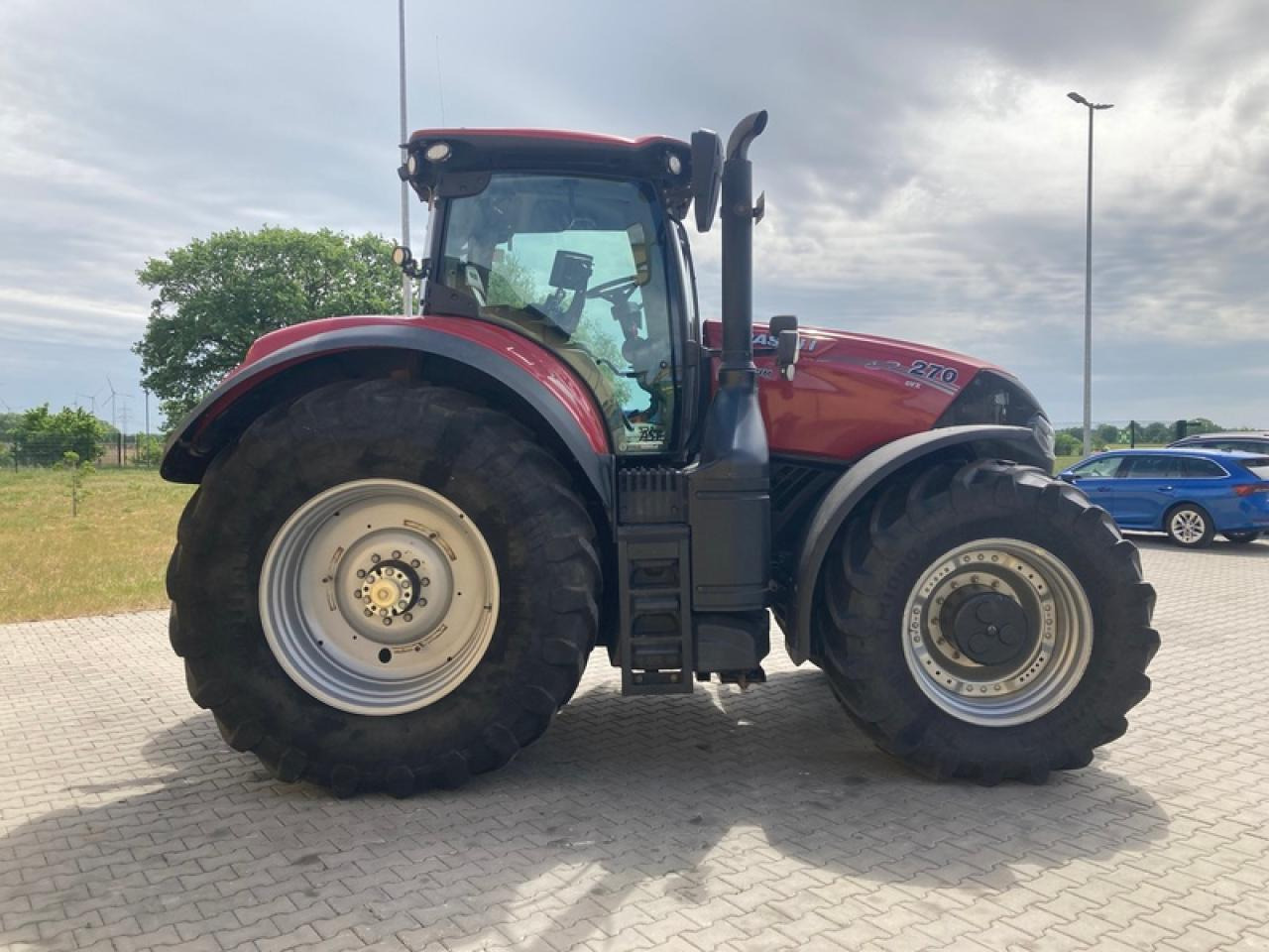 Case-IH OPTUM 270 CVX RTK - Traktor: slika Case-IH OPTUM 270 CVX RTK - Traktor Case-IH OPTUM 270 CVX RTK - Traktor: slika Case-IH OPTUM 270 CVX RTK - Traktor