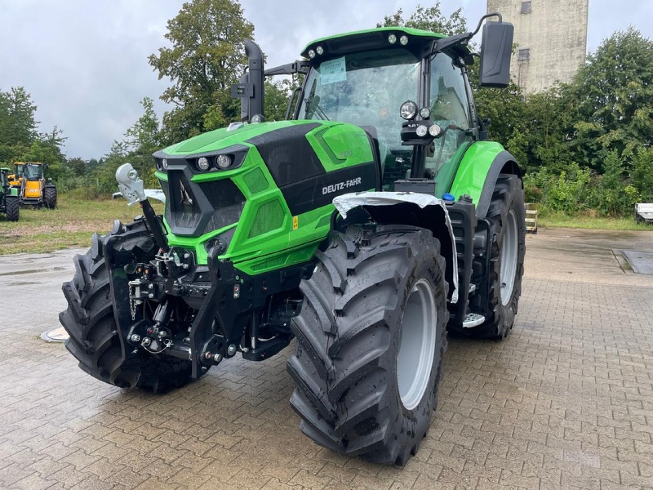 Deutz-Fahr 6170 POWERSHIFT AKTION - Traktor: slika Deutz-Fahr 6170 POWERSHIFT AKTION - Traktor Deutz-Fahr 6170 POWERSHIFT AKTION - Traktor: slika Deutz-Fahr 6170 POWERSHIFT AKTION - Traktor