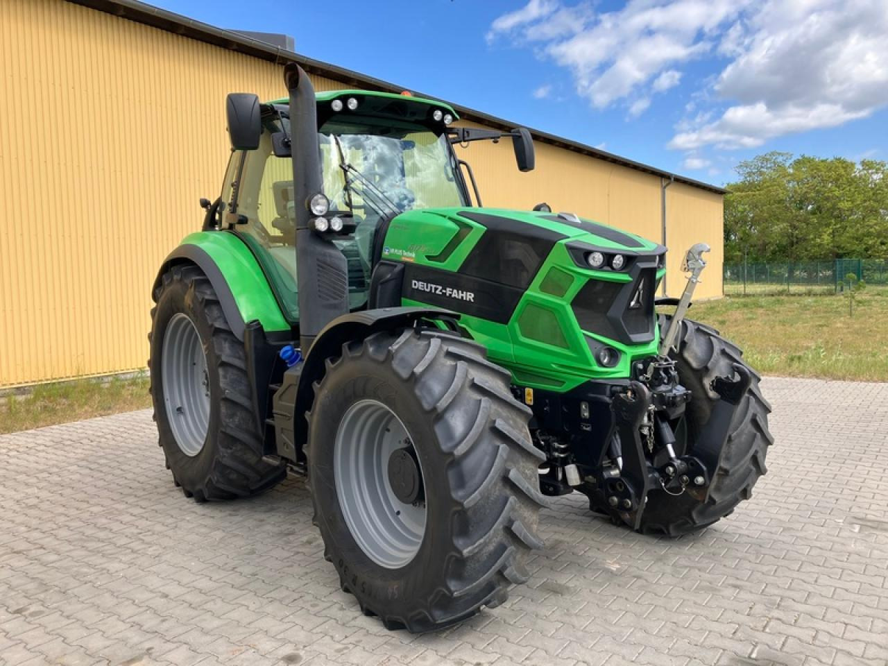 Deutz-Fahr 6175 TTV - Traktor: slika Deutz-Fahr 6175 TTV - Traktor Deutz-Fahr 6175 TTV - Traktor: slika Deutz-Fahr 6175 TTV - Traktor