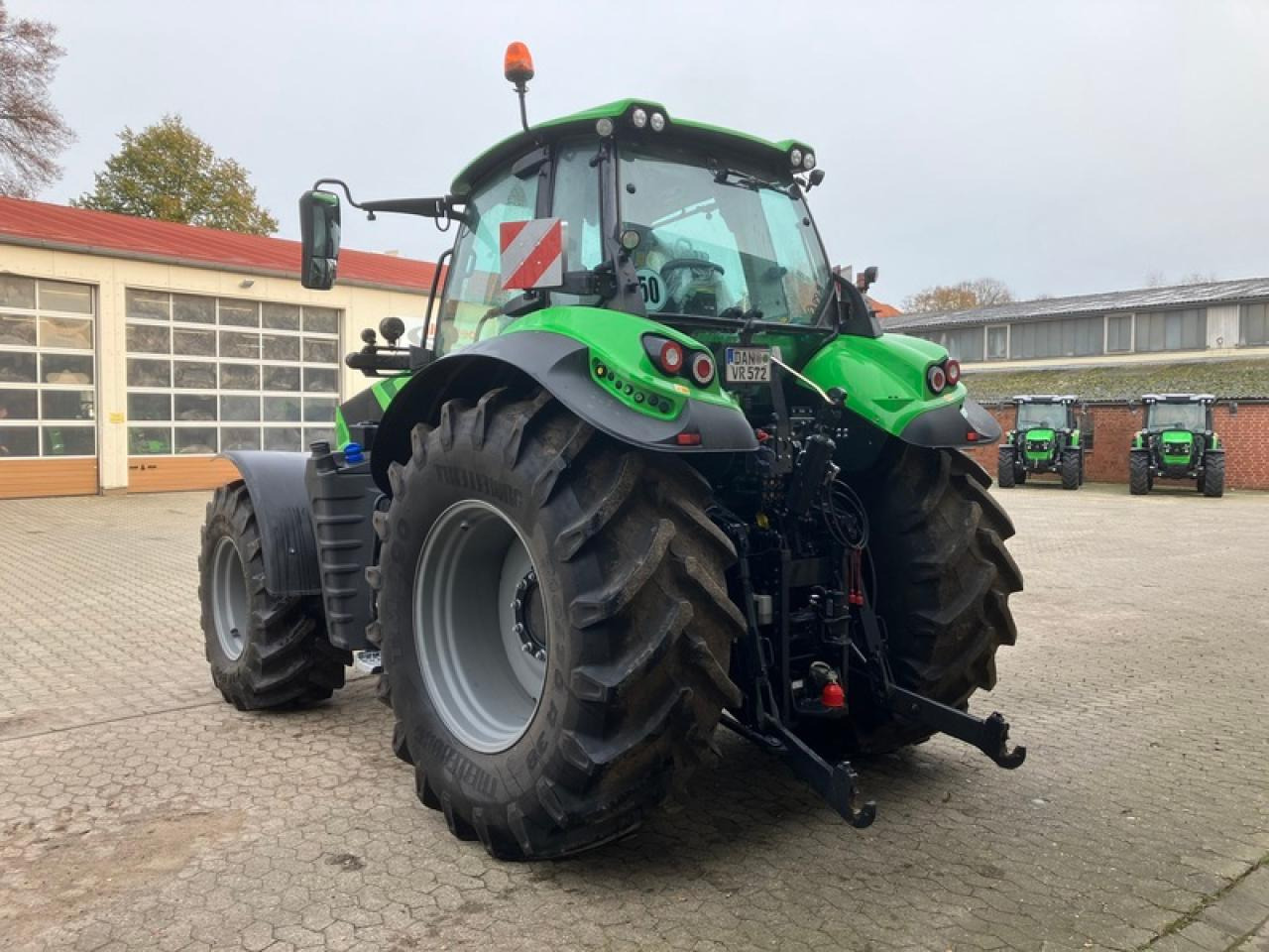 Deutz-Fahr 6230 TTV SONDERPREIS - Traktor: slika Deutz-Fahr 6230 TTV SONDERPREIS - Traktor Deutz-Fahr 6230 TTV SONDERPREIS - Traktor: slika Deutz-Fahr 6230 TTV SONDERPREIS - Traktor