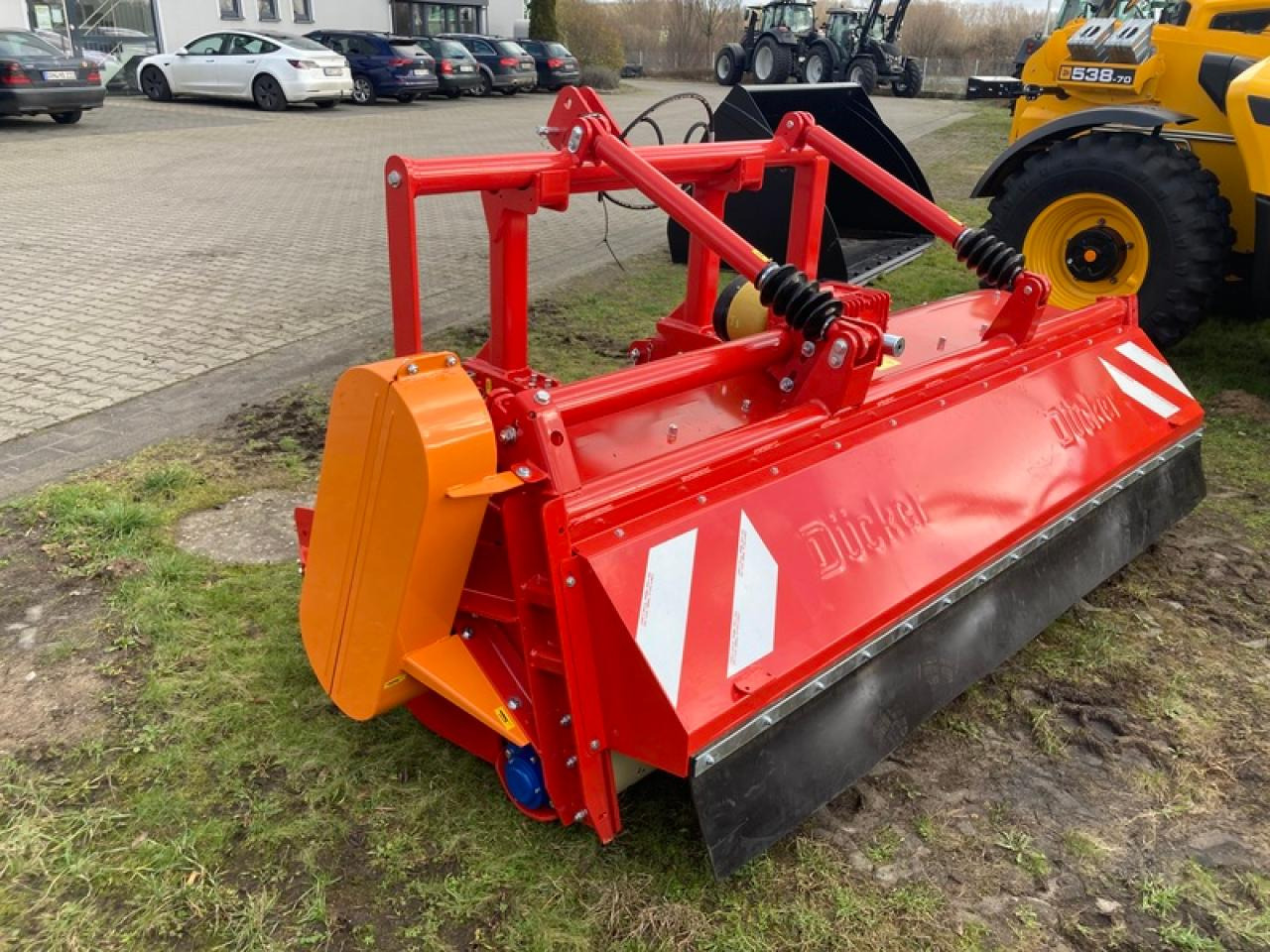 Dücker UM 27AKTION - Malčer sa čekićima: slika Dücker UM 27AKTION - Malčer sa čekićima Dücker UM 27AKTION - Malčer sa čekićima: slika Dücker UM 27AKTION - Malčer sa čekićima