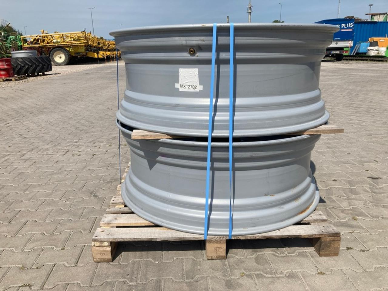 FELGEN HORSCH LEEB GS 16X46" - Felga za Poljoprivredni strojevi: slika FELGEN HORSCH LEEB GS 16X46" - Felga za Poljoprivredni strojevi FELGEN HORSCH LEEB GS 16X46" - Felga za Poljoprivredni strojevi: slika FELGEN HORSCH LEEB GS 16X46" - Felga za Poljoprivredni strojevi