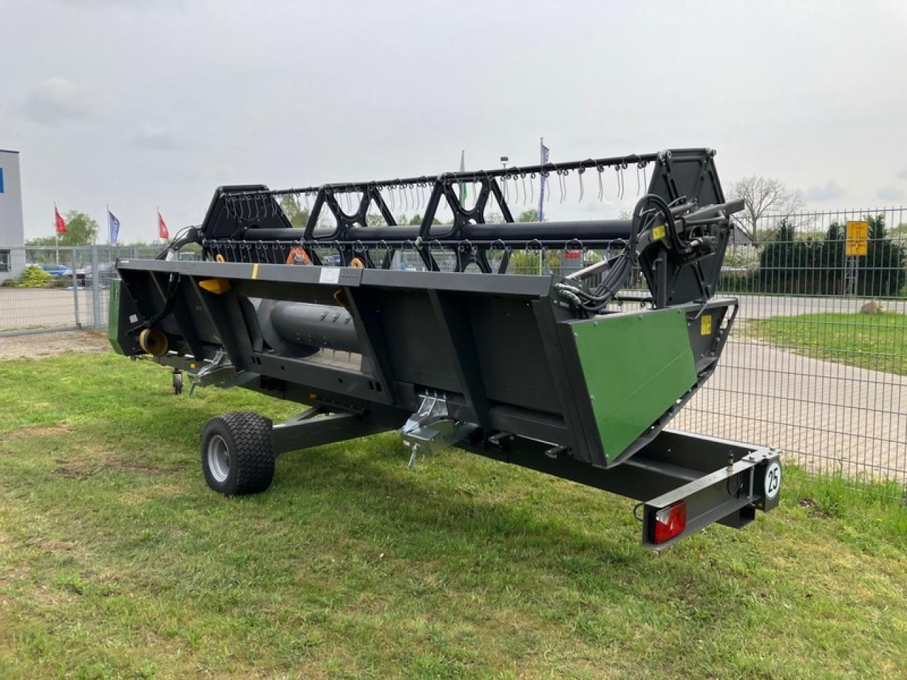 Fendt FREEFLOW 540 - Heder za kombajn: slika Fendt FREEFLOW 540 - Heder za kombajn Fendt FREEFLOW 540 - Heder za kombajn: slika Fendt FREEFLOW 540 - Heder za kombajn