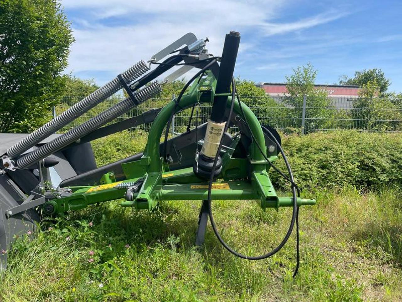 Fendt SLICER 350 P HECKMÄHWERK - Kosilica: slika Fendt SLICER 350 P HECKMÄHWERK - Kosilica Fendt SLICER 350 P HECKMÄHWERK - Kosilica: slika Fendt SLICER 350 P HECKMÄHWERK - Kosilica