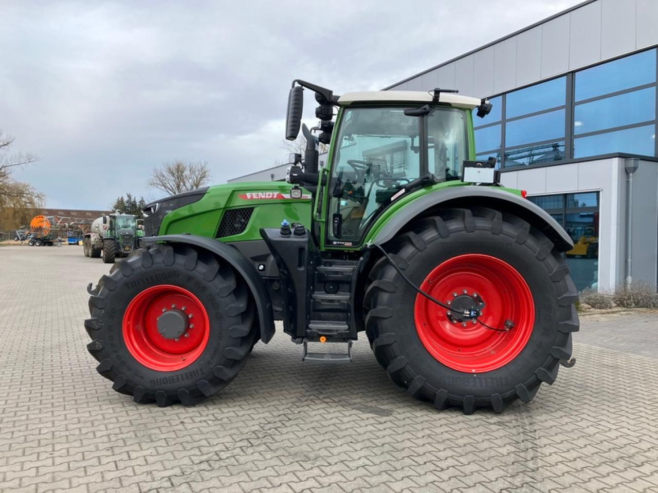 Fendt VARIO 724 GEN7 // RTK // RDA - Traktor: slika Fendt VARIO 724 GEN7 // RTK // RDA - Traktor Fendt VARIO 724 GEN7 // RTK // RDA - Traktor: slika Fendt VARIO 724 GEN7 // RTK // RDA - Traktor