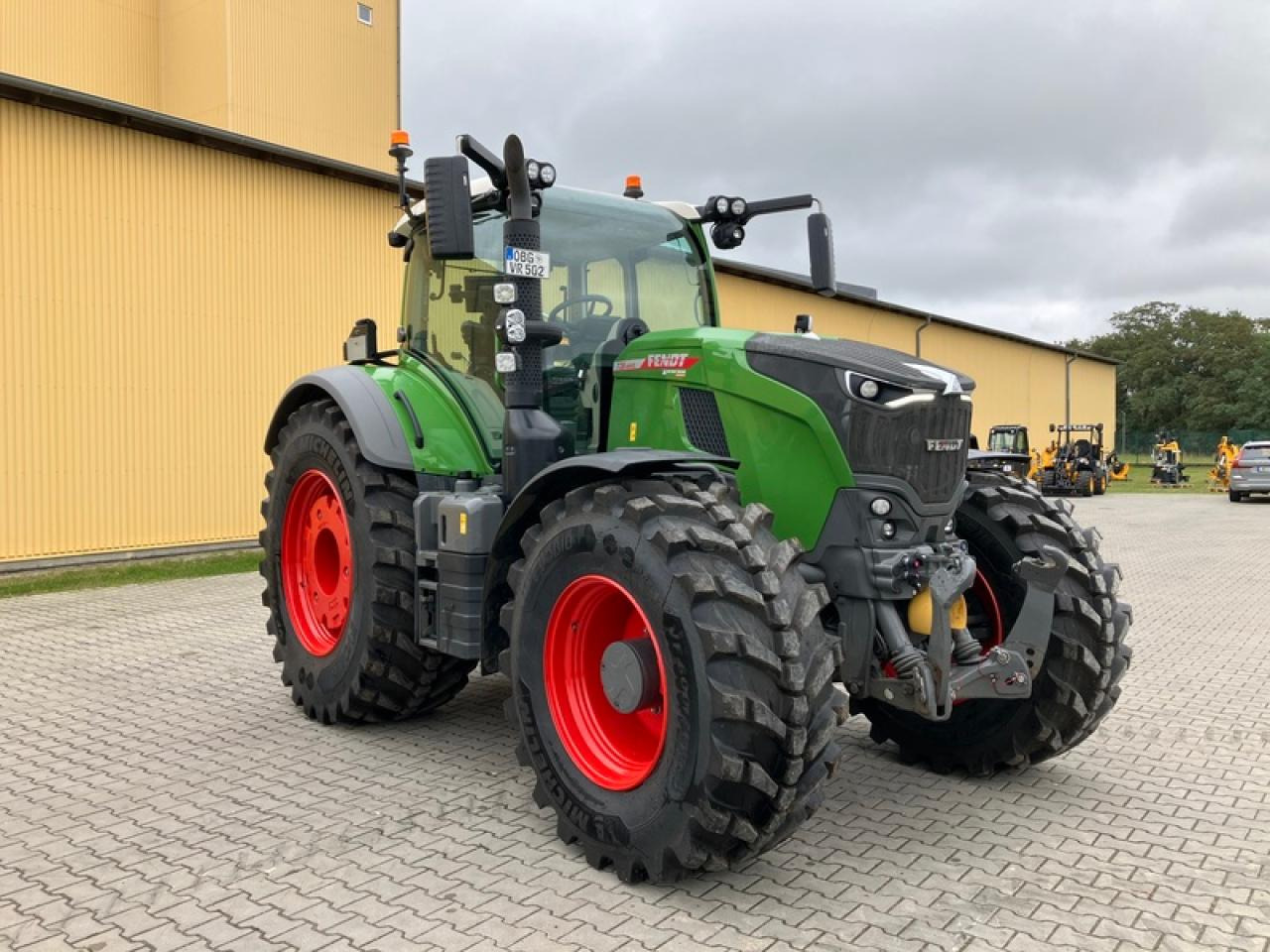 Fendt VARIO 728 GEN 7 PROFI+ RTK - Traktor: slika Fendt VARIO 728 GEN 7 PROFI+ RTK - Traktor Fendt VARIO 728 GEN 7 PROFI+ RTK - Traktor: slika Fendt VARIO 728 GEN 7 PROFI+ RTK - Traktor