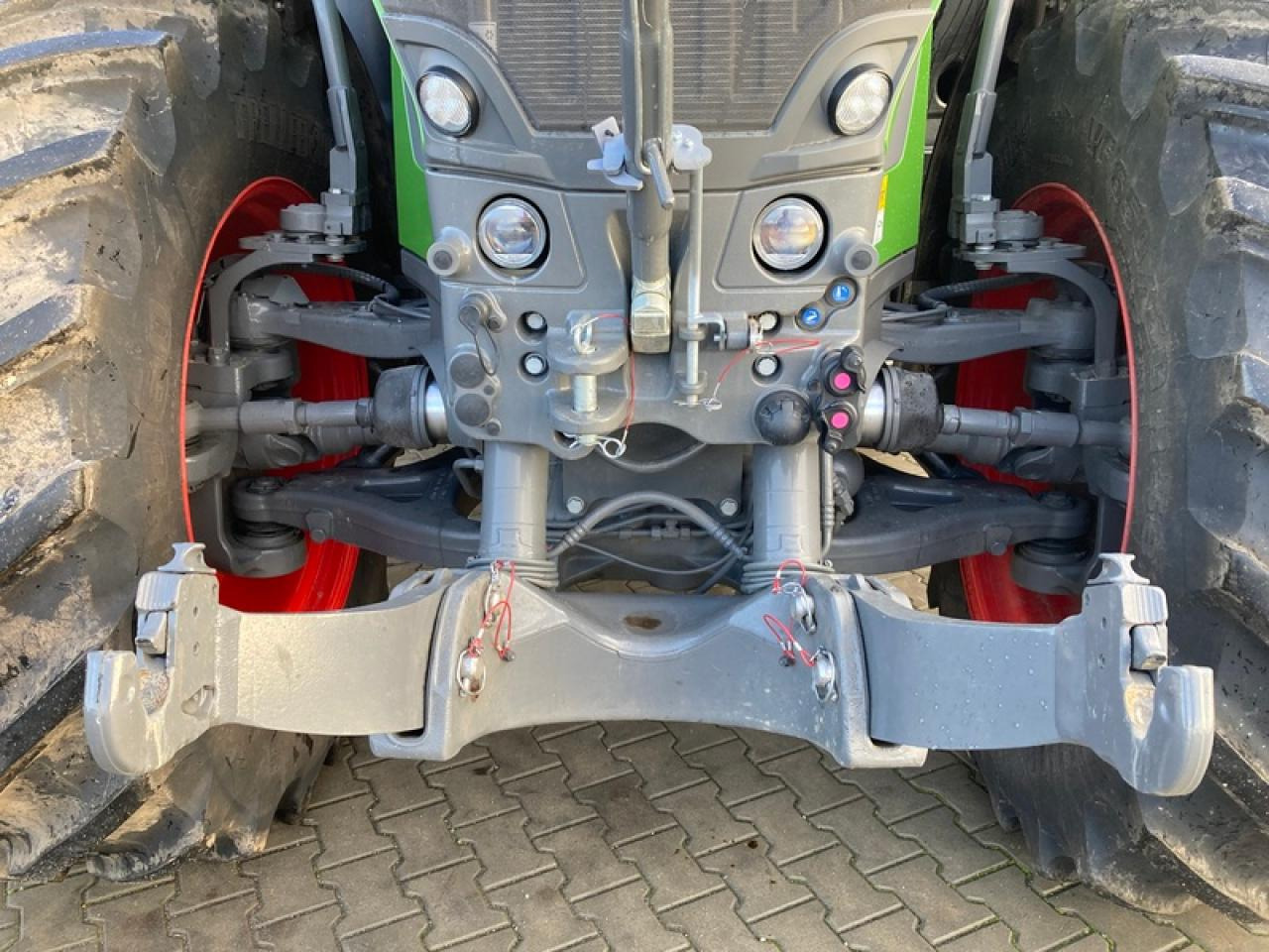 Fendt VARIO 939 - Traktor: slika Fendt VARIO 939 - Traktor Fendt VARIO 939 - Traktor: slika Fendt VARIO 939 - Traktor