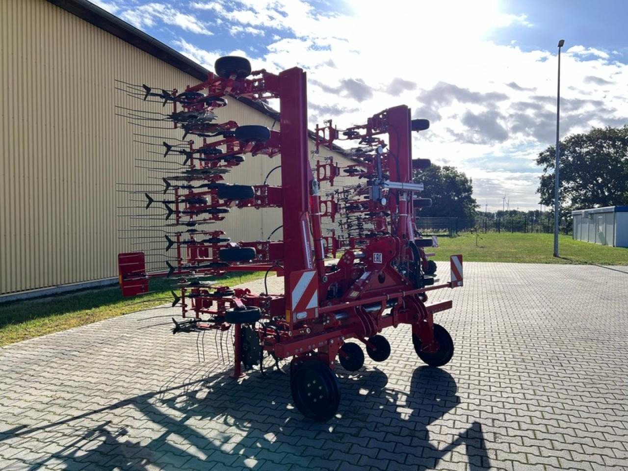 HORSCH TRANSFORMER 6 VF - Oprema za obradu tla: slika HORSCH TRANSFORMER 6 VF - Oprema za obradu tla HORSCH TRANSFORMER 6 VF - Oprema za obradu tla: slika HORSCH TRANSFORMER 6 VF - Oprema za obradu tla