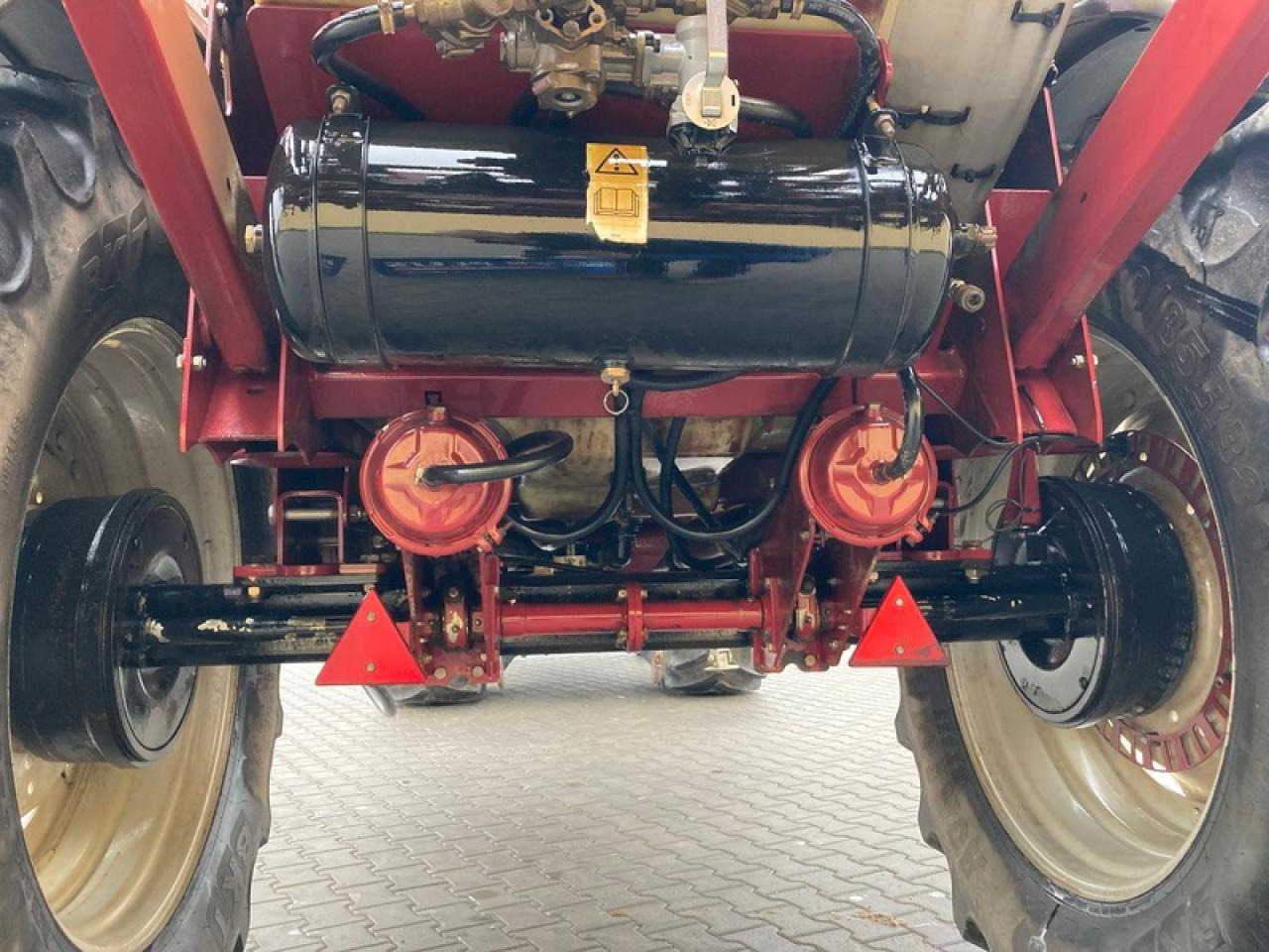 Hardi NAVIGATOR 4000L 27M - Vučena prskalica: slika Hardi NAVIGATOR 4000L 27M - Vučena prskalica Hardi NAVIGATOR 4000L 27M - Vučena prskalica: slika Hardi NAVIGATOR 4000L 27M - Vučena prskalica