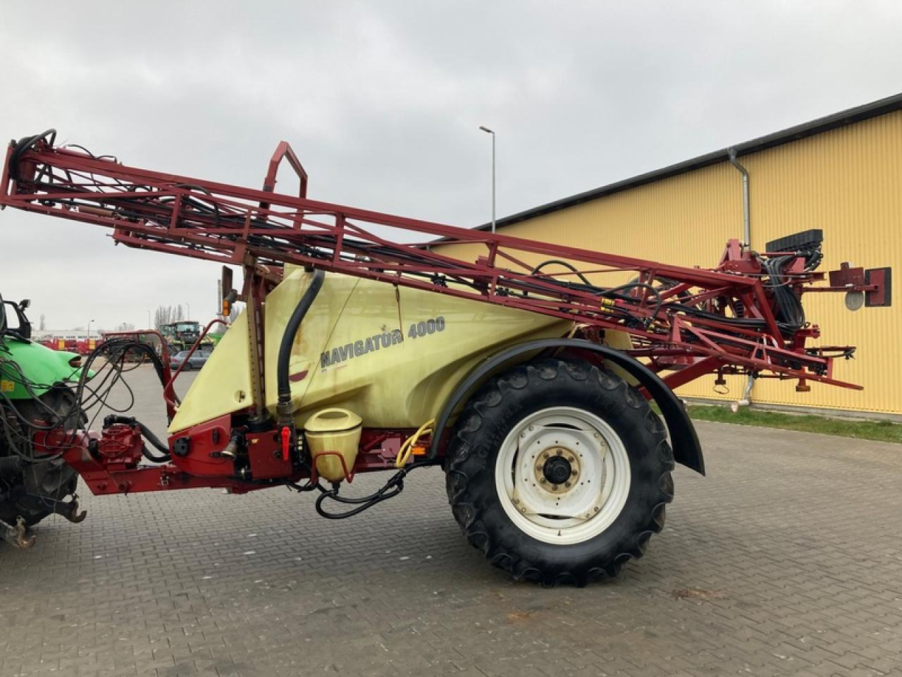 Hardi NAVIGATOR 4000L 27M - Vučena prskalica: slika Hardi NAVIGATOR 4000L 27M - Vučena prskalica Hardi NAVIGATOR 4000L 27M - Vučena prskalica: slika Hardi NAVIGATOR 4000L 27M - Vučena prskalica