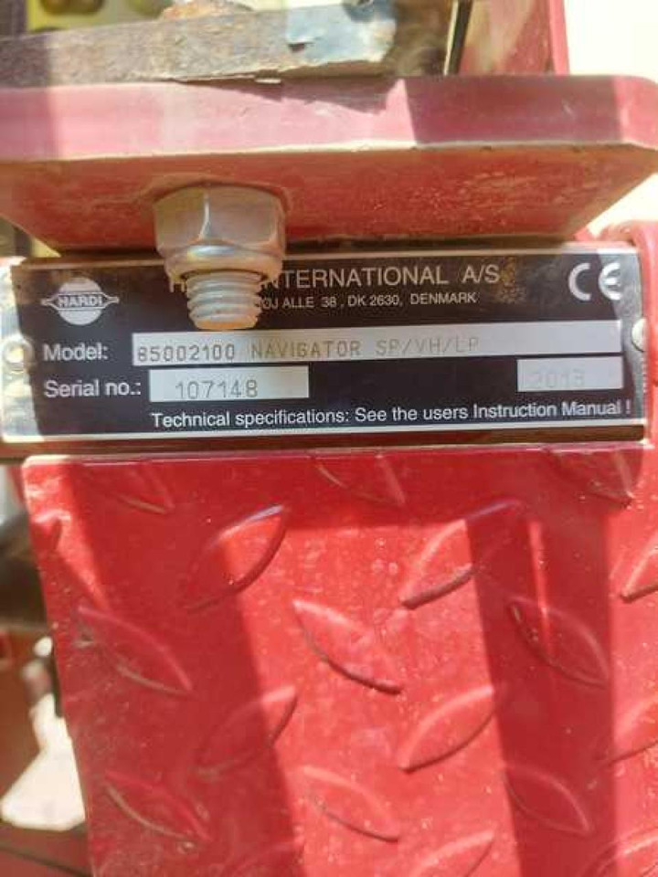 Hardi NAVIGATOR 4000L 27M - Vučena prskalica: slika Hardi NAVIGATOR 4000L 27M - Vučena prskalica Hardi NAVIGATOR 4000L 27M - Vučena prskalica: slika Hardi NAVIGATOR 4000L 27M - Vučena prskalica