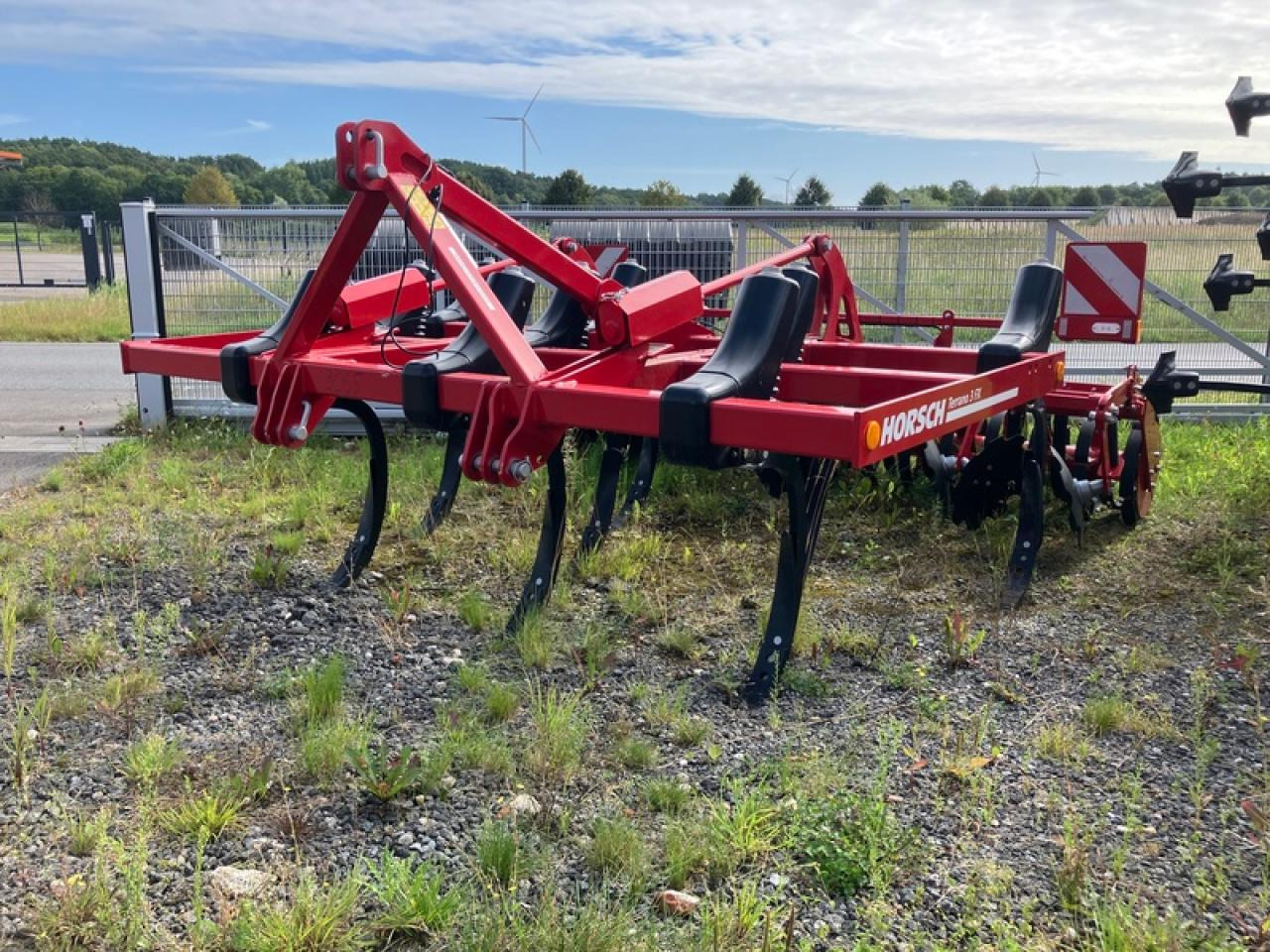 Horsch TERRANO 3 FX ROLLFLEXPACKER - Kultivator: slika Horsch TERRANO 3 FX ROLLFLEXPACKER - Kultivator Horsch TERRANO 3 FX ROLLFLEXPACKER - Kultivator: slika Horsch TERRANO 3 FX ROLLFLEXPACKER - Kultivator