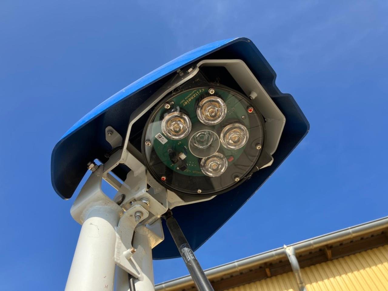 ISARIA PRO ACTIVE N-SENSOR - Sustav navigacije: slika  ISARIA PRO ACTIVE N-SENSOR - Sustav navigacije ISARIA PRO ACTIVE N-SENSOR - Sustav navigacije: slika  ISARIA PRO ACTIVE N-SENSOR - Sustav navigacije