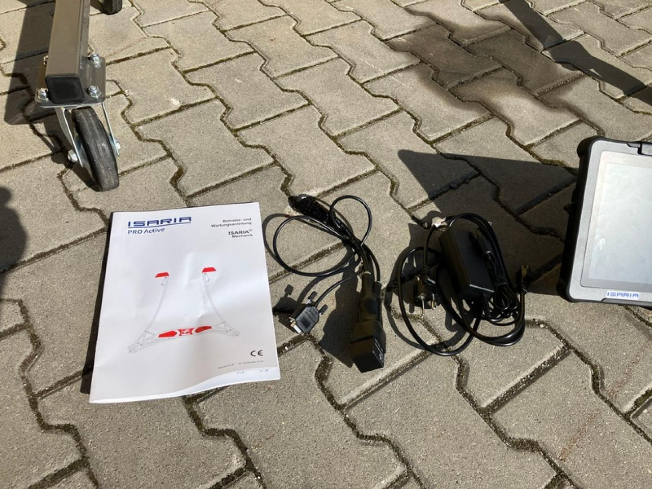 ISARIA PRO ACTIVE N-SENSOR - Sustav navigacije: slika  ISARIA PRO ACTIVE N-SENSOR - Sustav navigacije ISARIA PRO ACTIVE N-SENSOR - Sustav navigacije: slika  ISARIA PRO ACTIVE N-SENSOR - Sustav navigacije