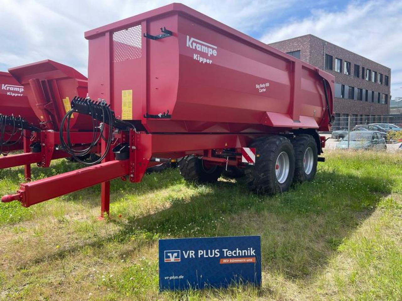 Krampe BIG BODY 650 CARRIER - Nagibna prikolica za poljoprivredna gospodarstva/ Istovarivač: slika Krampe BIG BODY 650 CARRIER - Nagibna prikolica za poljoprivredna gospodarstva/ Istovarivač Krampe BIG BODY 650 CARRIER - Nagibna prikolica za poljoprivredna gospodarstva/ Istovarivač: slika Krampe BIG BODY 650 CARRIER - Nagibna prikolica za poljoprivredna gospodarstva/ Istovarivač
