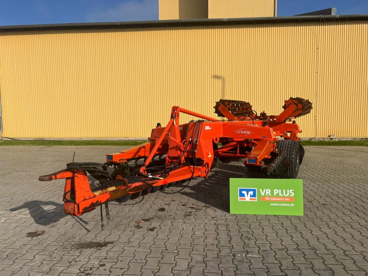 Kuhn XM 36/660 - Tanjurača: slika Kuhn XM 36/660 - Tanjurača Kuhn XM 36/660 - Tanjurača: slika Kuhn XM 36/660 - Tanjurača
