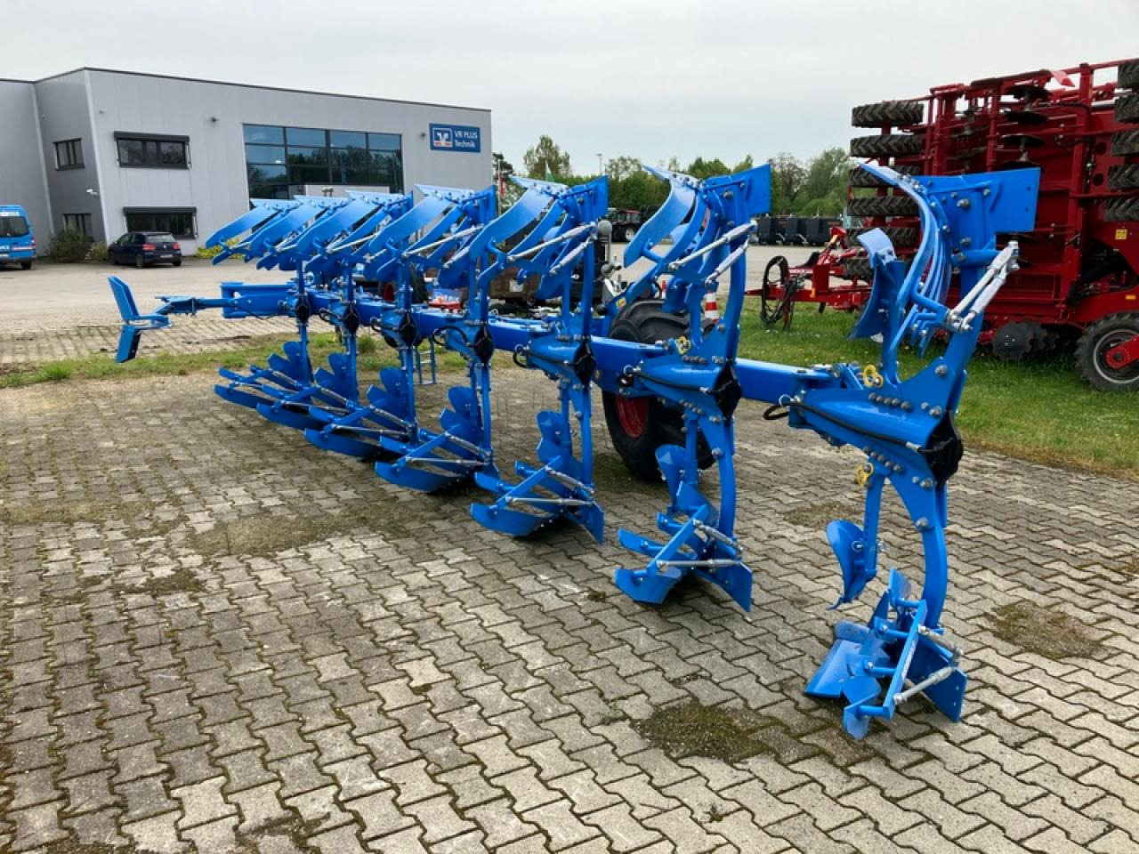 Lemken DIAMANT 16 V OFF+ONLAND - Plug: slika Lemken DIAMANT 16 V OFF+ONLAND - Plug Lemken DIAMANT 16 V OFF+ONLAND - Plug: slika Lemken DIAMANT 16 V OFF+ONLAND - Plug
