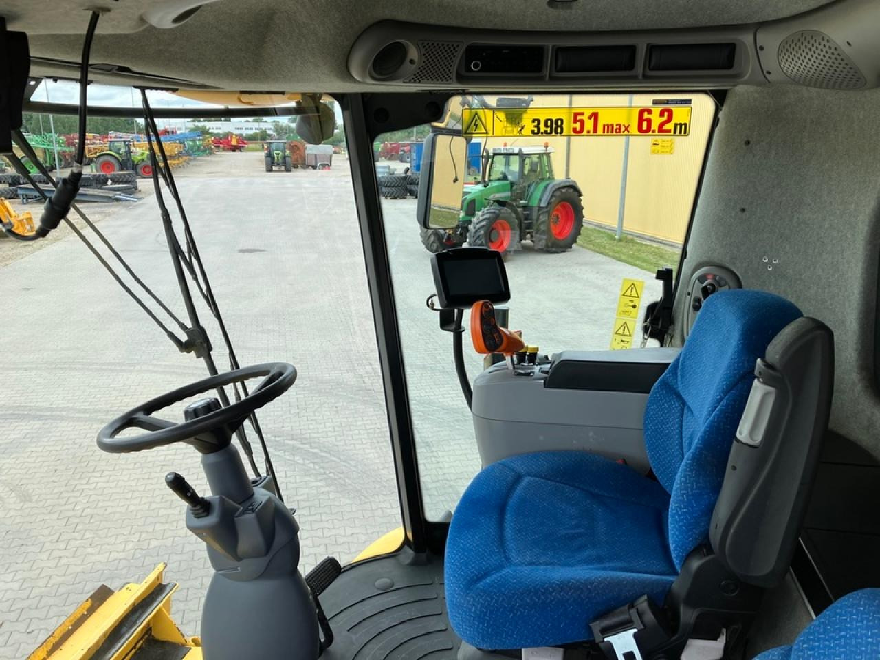 New Holland CX 8080 - Kombajn za žetvu: slika New Holland CX 8080 - Kombajn za žetvu New Holland CX 8080 - Kombajn za žetvu: slika New Holland CX 8080 - Kombajn za žetvu
