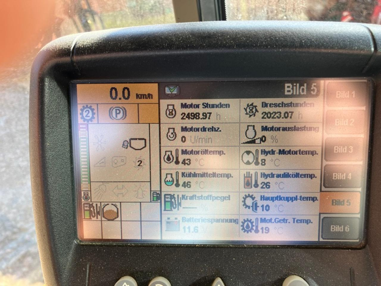 New Holland CX 8090 ALLRAD SIEBKASTENAUSGLEICH - Kombajn za žetvu: slika New Holland CX 8090 ALLRAD SIEBKASTENAUSGLEICH - Kombajn za žetvu New Holland CX 8090 ALLRAD SIEBKASTENAUSGLEICH - Kombajn za žetvu: slika New Holland CX 8090 ALLRAD SIEBKASTENAUSGLEICH - Kombajn za žetvu