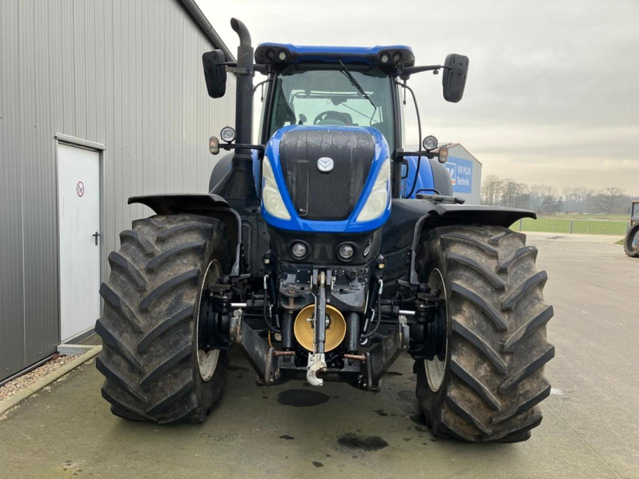 New Holland T7.315 - Traktor: slika New Holland T7.315 - Traktor New Holland T7.315 - Traktor: slika New Holland T7.315 - Traktor