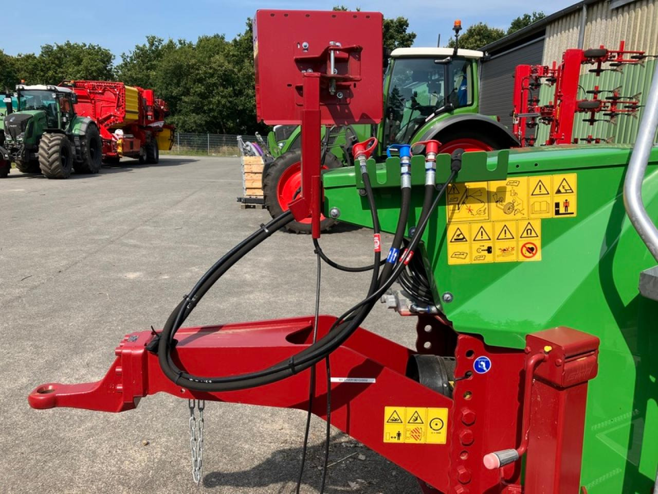 Strautmann VERTI-MIX1801AKTION - Vagon-miješalica za krmivo: slika Strautmann VERTI-MIX1801AKTION - Vagon-miješalica za krmivo Strautmann VERTI-MIX1801AKTION - Vagon-miješalica za krmivo: slika Strautmann VERTI-MIX1801AKTION - Vagon-miješalica za krmivo