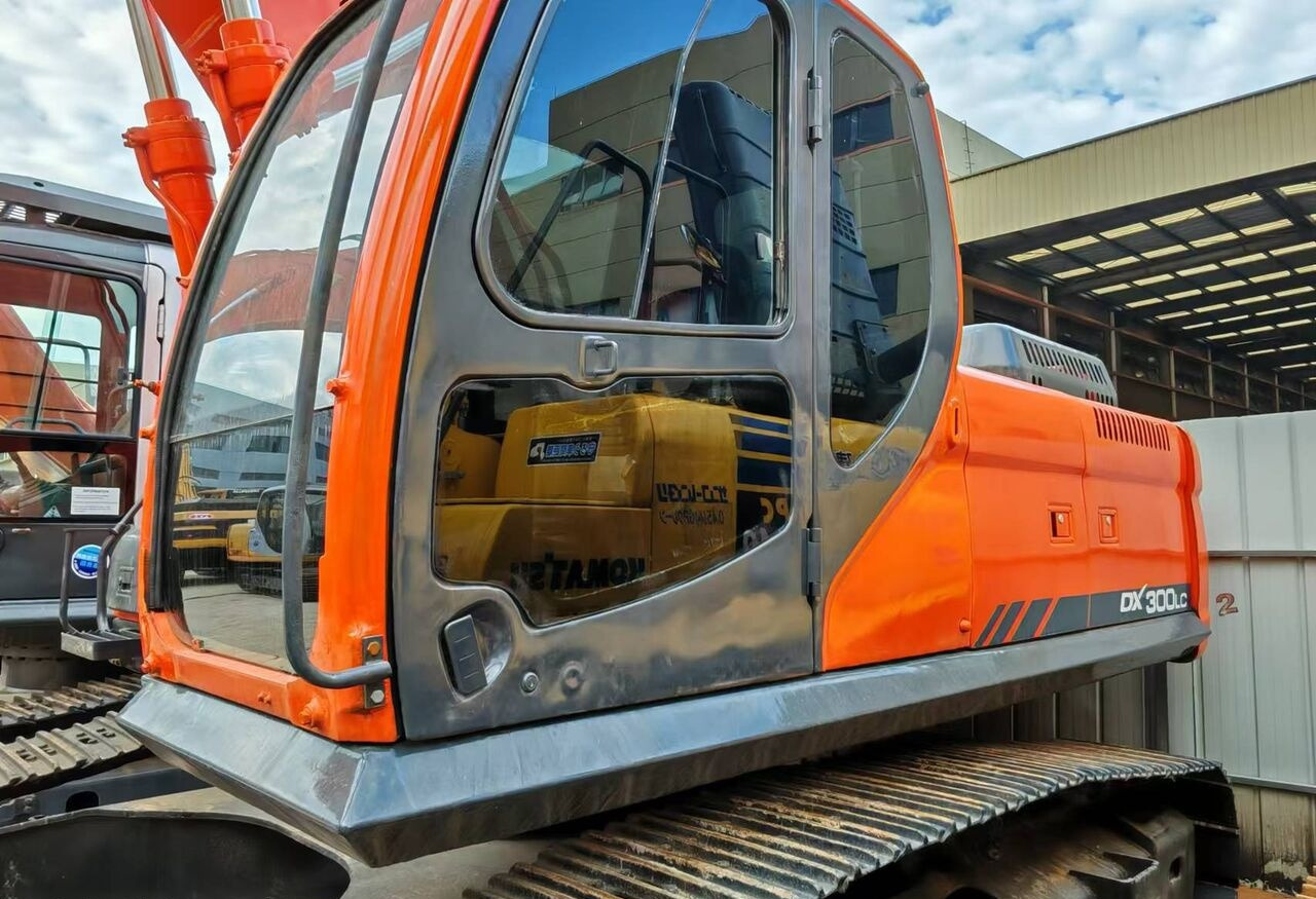 Doosan DX300LC - Bager gusjeničar: slika Doosan DX300LC - Bager gusjeničar Doosan DX300LC - Bager gusjeničar: slika Doosan DX300LC - Bager gusjeničar