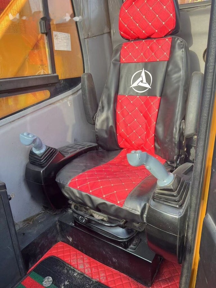 Novi Autodizalica Sany New Model Used Sany Heavy Industry Mobile Crane STC750 75 Ton Tr: slika Novi Autodizalica Sany New Model Used Sany Heavy Industry Mobile Crane STC750 75 Ton Tr Novi Autodizalica Sany New Model Used Sany Heavy Industry Mobile Crane STC750 75 Ton Tr: slika Novi Autodizalica Sany New Model Used Sany Heavy Industry Mobile Crane STC750 75 Ton Tr