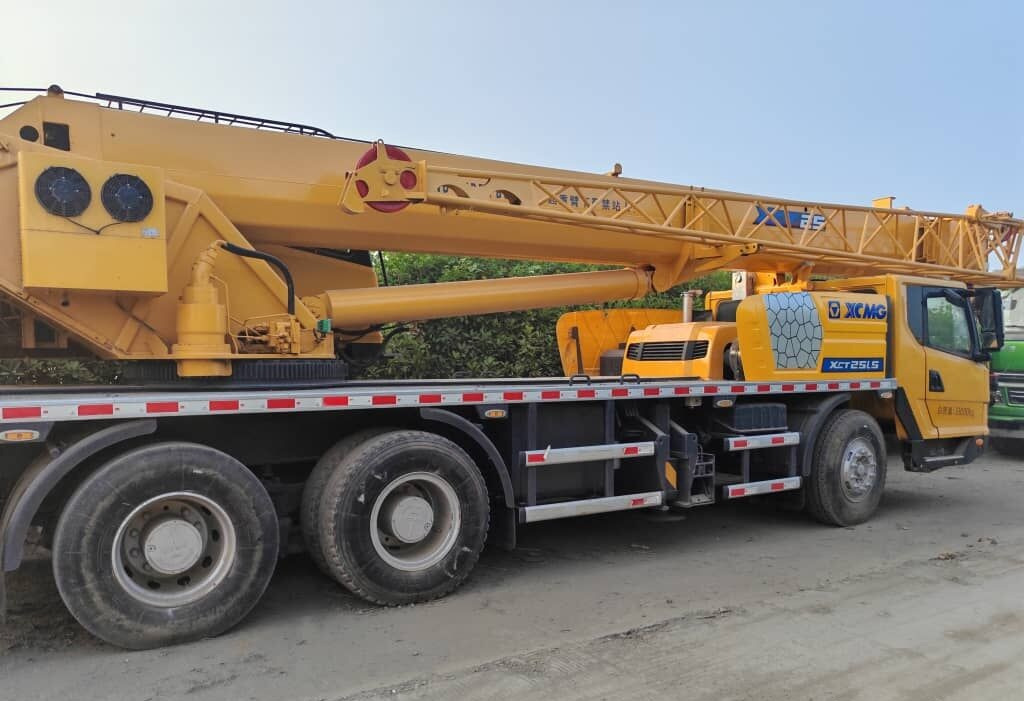 XCMG - Autodizalica: slika XCMG - Autodizalica XCMG - Autodizalica: slika XCMG - Autodizalica