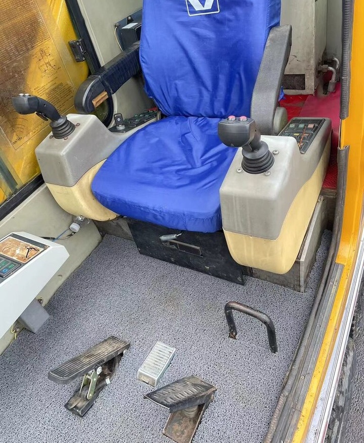 XCMG QY70K-1 25t 50t 30t 70t 80t 100t - Autodizalica: slika XCMG QY70K-1 25t 50t 30t 70t 80t 100t - Autodizalica XCMG QY70K-1 25t 50t 30t 70t 80t 100t - Autodizalica: slika XCMG QY70K-1 25t 50t 30t 70t 80t 100t - Autodizalica