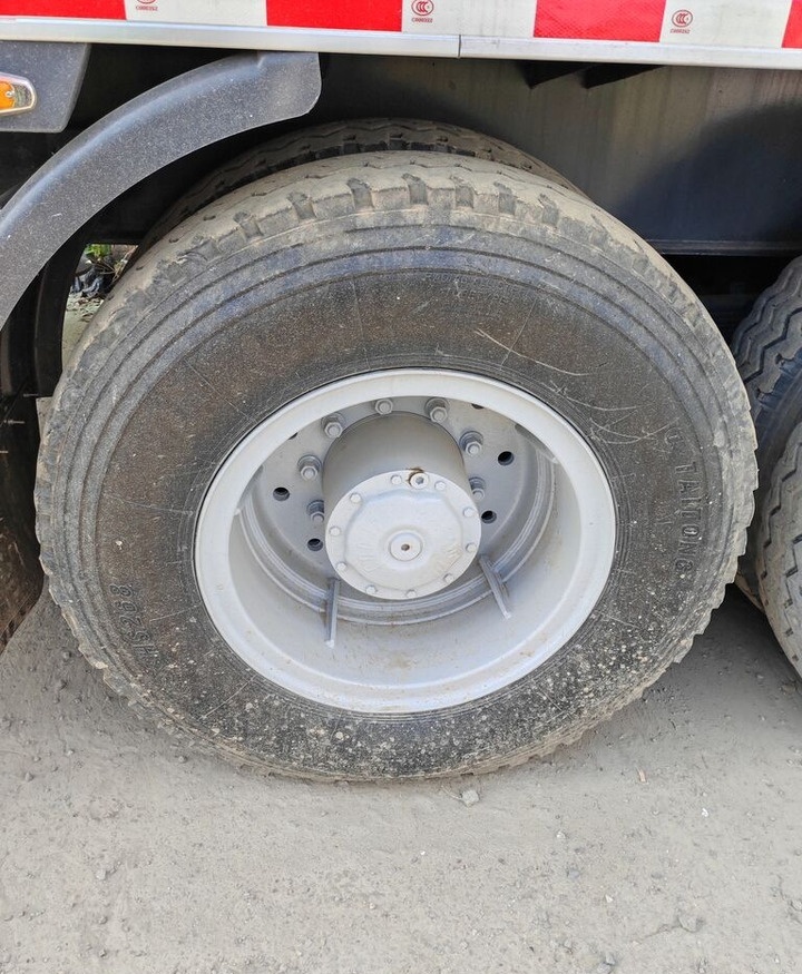 Autodizalica XCMG QY70KC: slika Autodizalica XCMG QY70KC