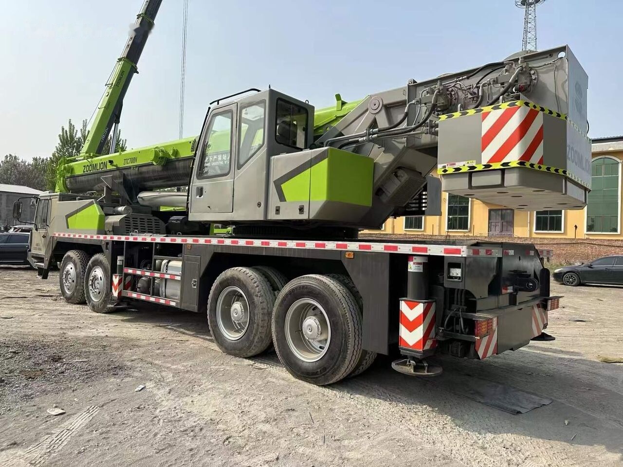 Zoomlion Used 70 Ton Zoomlion Mobile Truck Crane Chinese Brand Model ZTC7 - Autodizalica: slika Zoomlion Used 70 Ton Zoomlion Mobile Truck Crane Chinese Brand Model ZTC7 - Autodizalica Zoomlion Used 70 Ton Zoomlion Mobile Truck Crane Chinese Brand Model ZTC7 - Autodizalica: slika Zoomlion Used 70 Ton Zoomlion Mobile Truck Crane Chinese Brand Model ZTC7 - Autodizalica
