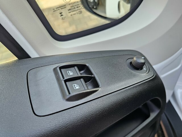 Zakup FIAT Ducato 140 DOKA Pritsche 2,9 Meter Klima DAB... FIAT Ducato 140 DOKA Pritsche 2,9 Meter Klima DAB...: slika Zakup FIAT Ducato 140 DOKA Pritsche 2,9 Meter Klima DAB... FIAT Ducato 140 DOKA Pritsche 2,9 Meter Klima DAB...