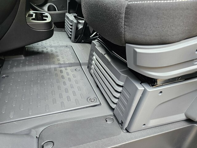 FIAT Ducato 30 120 Serie10-9.2 Modell 2025 L2H1 PDC - Mali kombi: slika FIAT Ducato 30 120 Serie10-9.2 Modell 2025 L2H1 PDC - Mali kombi FIAT Ducato 30 120 Serie10-9.2 Modell 2025 L2H1 PDC - Mali kombi: slika FIAT Ducato 30 120 Serie10-9.2 Modell 2025 L2H1 PDC - Mali kombi