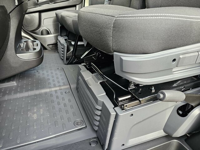 FIAT Ducato 35 L3H2 MAXI 13m³ 180 teilverglast... - Furgon: slika FIAT Ducato 35 L3H2 MAXI 13m³ 180 teilverglast... - Furgon FIAT Ducato 35 L3H2 MAXI 13m³ 180 teilverglast... - Furgon: slika FIAT Ducato 35 L3H2 MAXI 13m³ 180 teilverglast... - Furgon