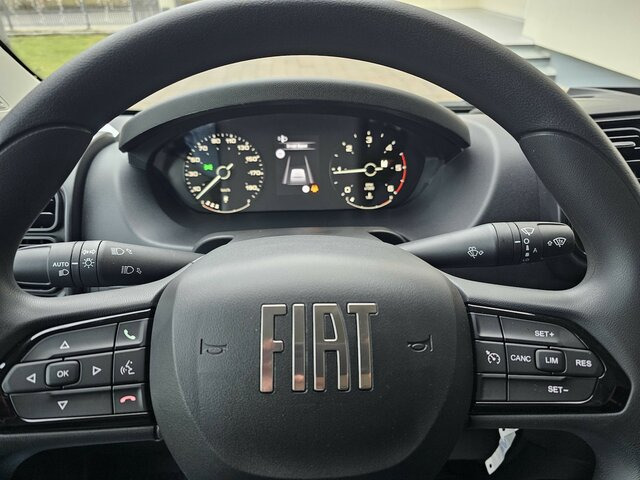 FIAT Ducato 35 MAXI L5H2 L4H2 180 15m³ Safety Kamera... - Furgon: slika FIAT Ducato 35 MAXI L5H2 L4H2 180 15m³ Safety Kamera... - Furgon FIAT Ducato 35 MAXI L5H2 L4H2 180 15m³ Safety Kamera... - Furgon: slika FIAT Ducato 35 MAXI L5H2 L4H2 180 15m³ Safety Kamera... - Furgon