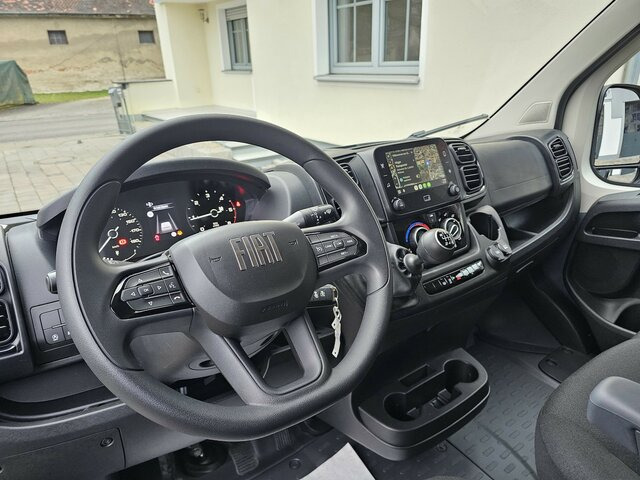 FIAT Ducato 35 MAXI L5H2 L4H2 180 15m³ Safety Kamera... - Furgon: slika FIAT Ducato 35 MAXI L5H2 L4H2 180 15m³ Safety Kamera... - Furgon FIAT Ducato 35 MAXI L5H2 L4H2 180 15m³ Safety Kamera... - Furgon: slika FIAT Ducato 35 MAXI L5H2 L4H2 180 15m³ Safety Kamera... - Furgon