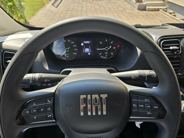 FIAT Ducato 35 MAXI L5H3 L4H3 17m³ 180 sofort - Furgon: slika FIAT Ducato 35 MAXI L5H3 L4H3 17m³ 180 sofort - Furgon FIAT Ducato 35 MAXI L5H3 L4H3 17m³ 180 sofort - Furgon: slika FIAT Ducato 35 MAXI L5H3 L4H3 17m³ 180 sofort - Furgon
