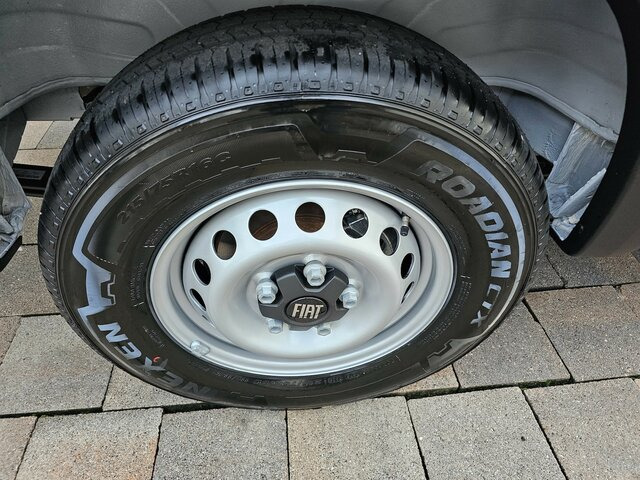 Furgon FIAT Ducato 35 MAXI L5H3 L4H3 17m³ 180PS Visibility...: slika Furgon FIAT Ducato 35 MAXI L5H3 L4H3 17m³ 180PS Visibility...