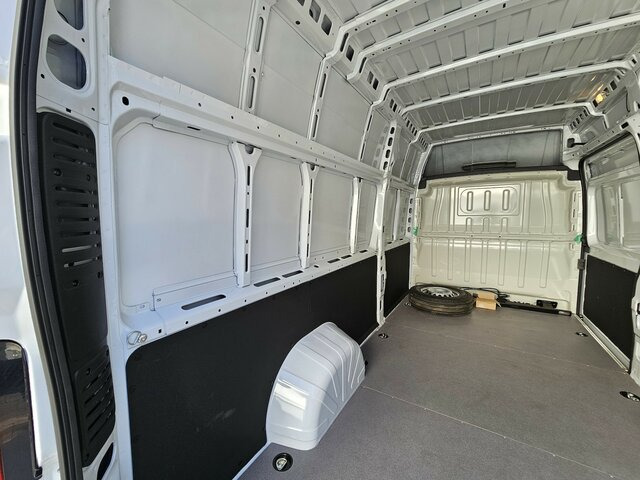 Novi Furgon FIAT Ducato 35 MAXI L5H3 L4H3 180 LBW BÄR VanLift: slika Novi Furgon FIAT Ducato 35 MAXI L5H3 L4H3 180 LBW BÄR VanLift