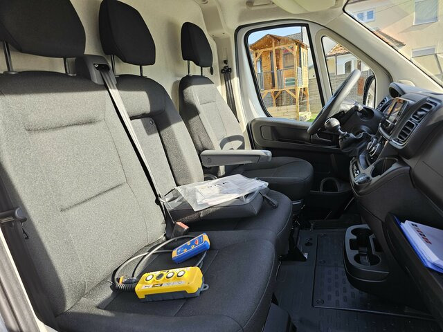 Novi Furgon FIAT Ducato 35 MAXI L5H3 L4H3 180 LBW BÄR VanLift: slika Novi Furgon FIAT Ducato 35 MAXI L5H3 L4H3 180 LBW BÄR VanLift
