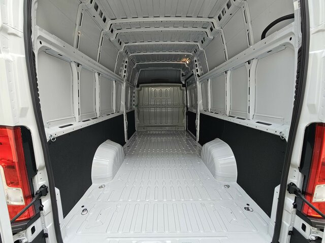 Novi Furgon FIAT Ducato 35 MAXI L5H3 L4H3 L5H3 17m³ 180PS: slika Novi Furgon FIAT Ducato 35 MAXI L5H3 L4H3 L5H3 17m³ 180PS